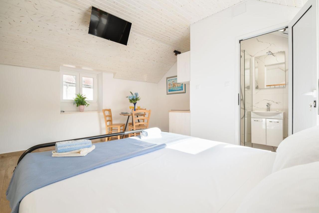Apartments Jerolim Сплит Екстериор снимка